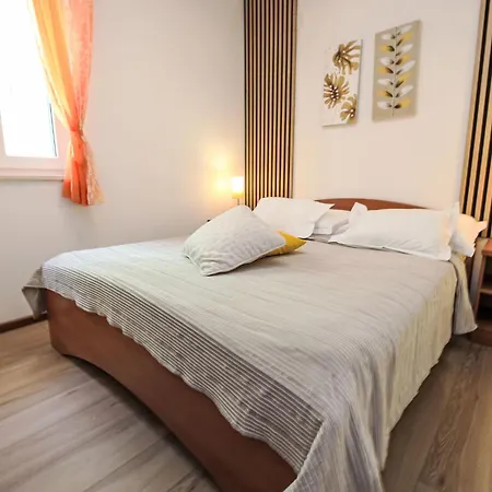 Apartment Apartment Villa Andjelka-1 By Interhome *