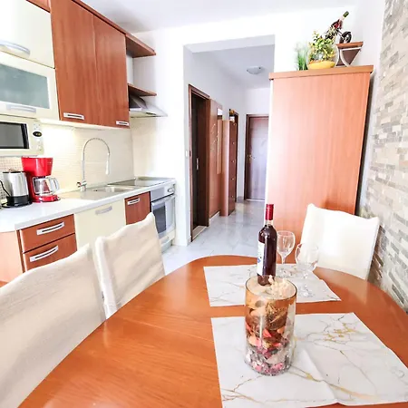 Apartment Apartment Villa Andjelka-1 By Interhome *