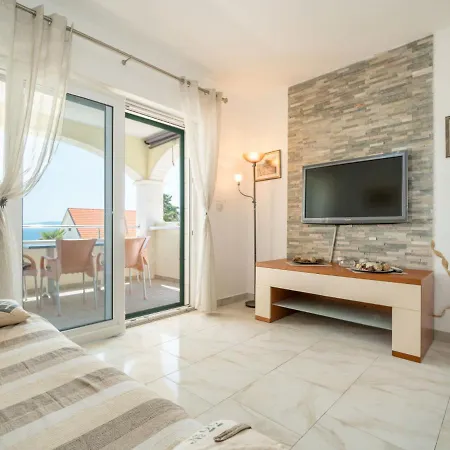 Apartment Apartment Villa Andjelka-1 By Interhome *