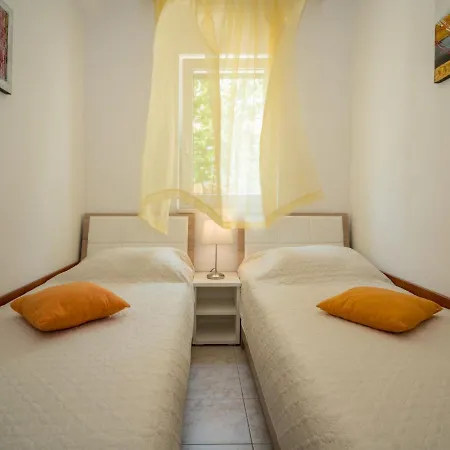 Apartment Villa Andjelka-1 By Interhome *