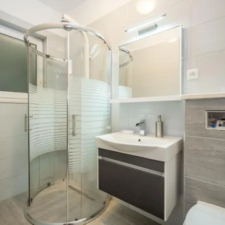 Apartment Villa Andjelka-1 By Interhome Apartment